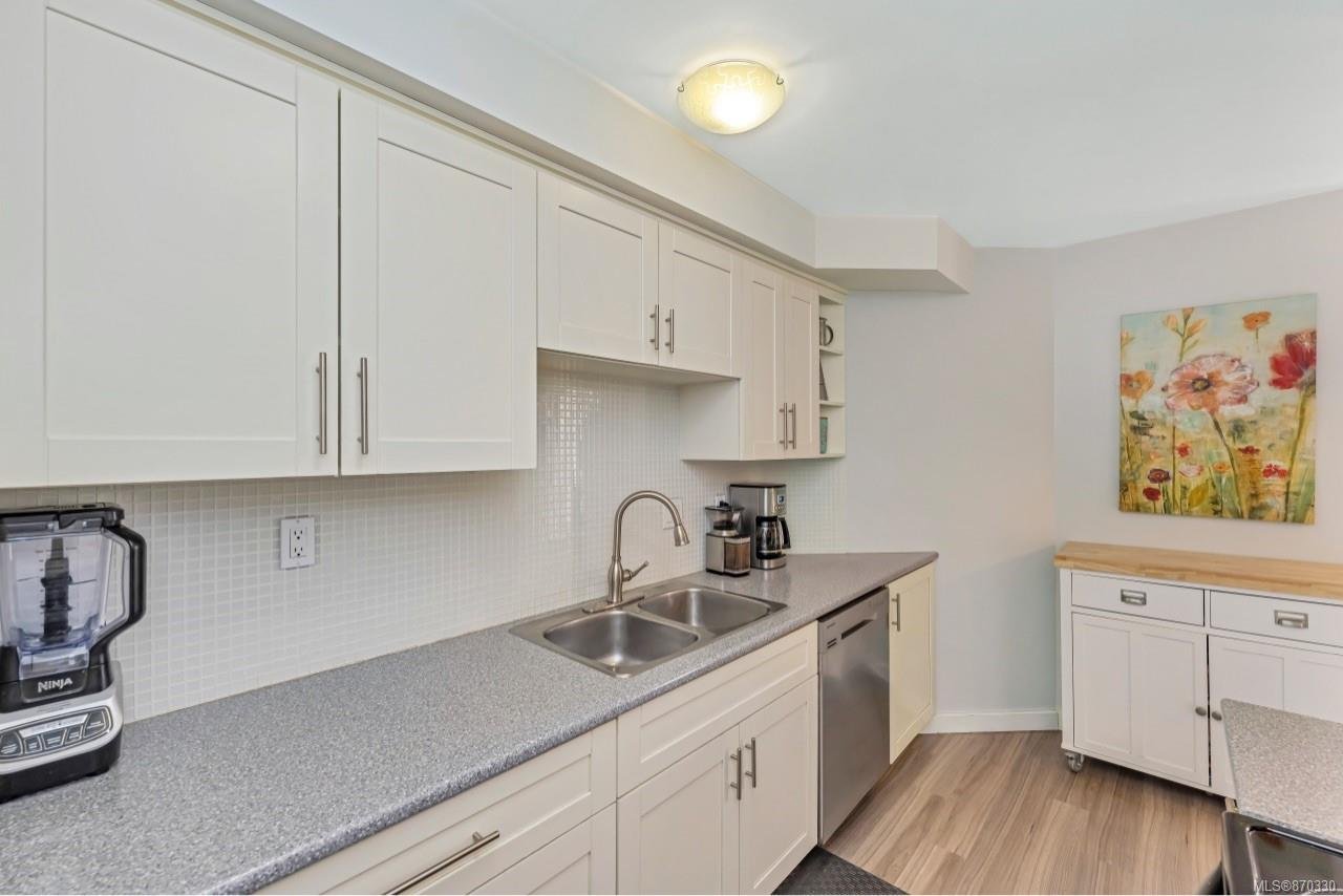 206-545 Manchester Rd