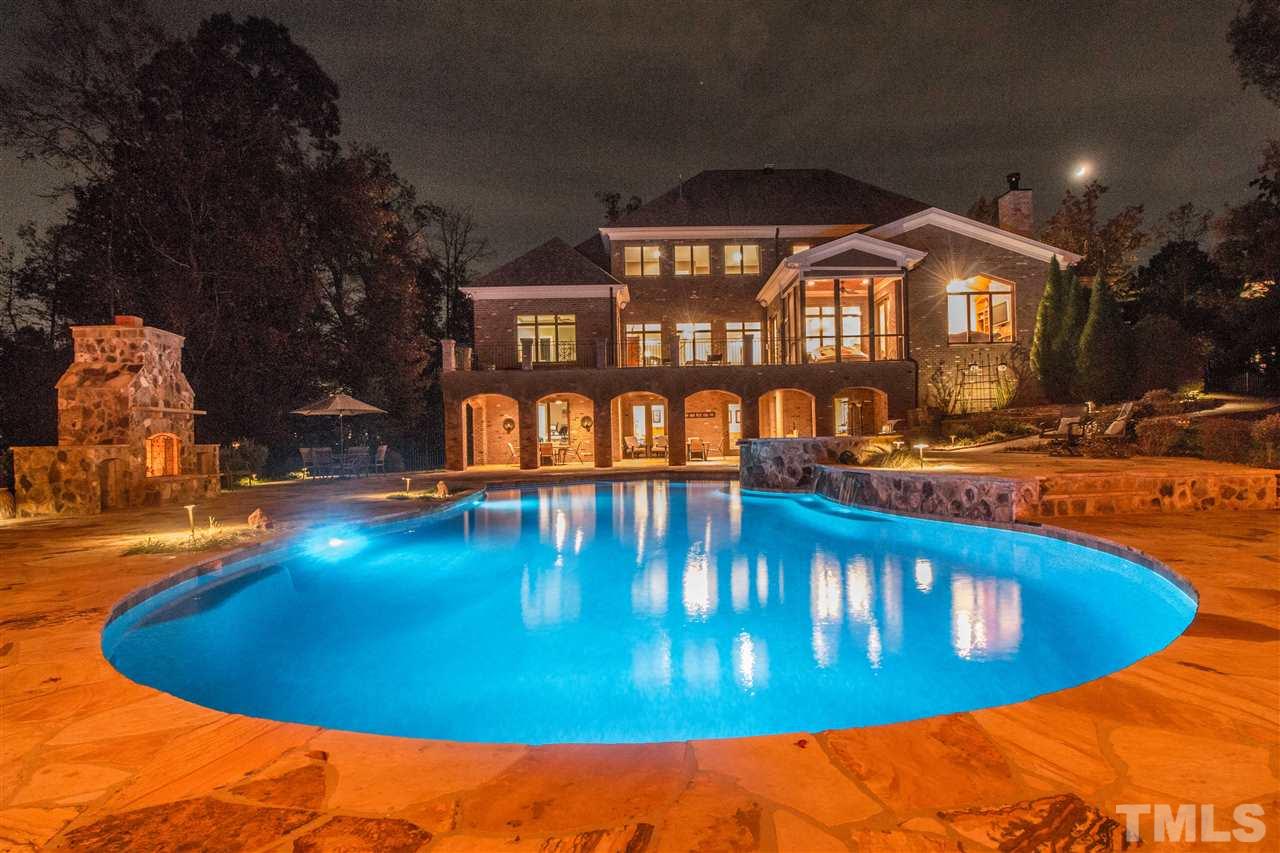 1032 Stradshire Dr
