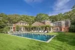 Inside an Amagansett Getaway