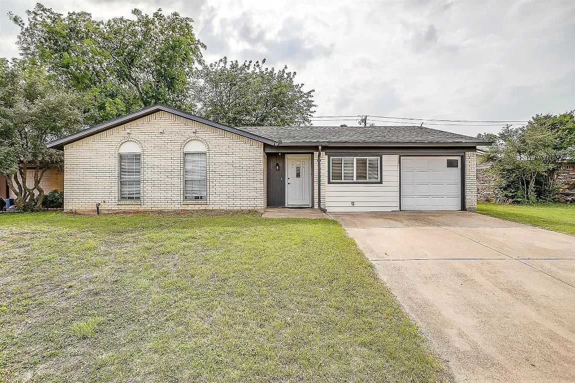 124 S Heights Dr