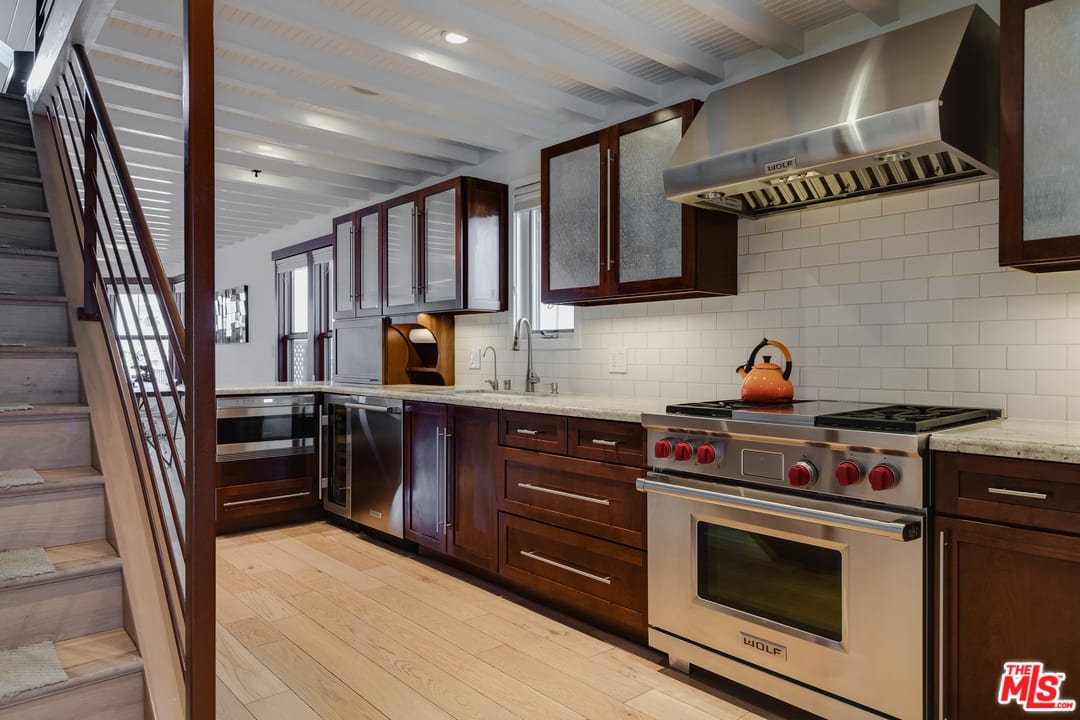 114 Vista Pl