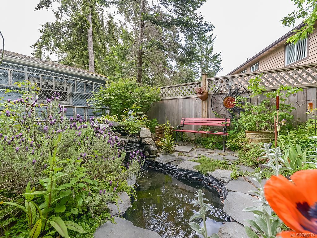 4257 Moorpark Pl, Saanich