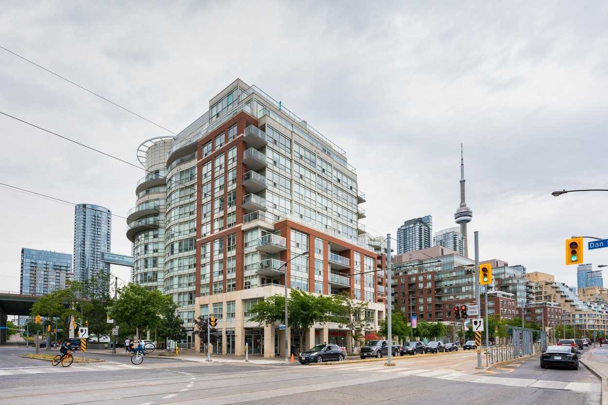 550 Queens Quay W 607