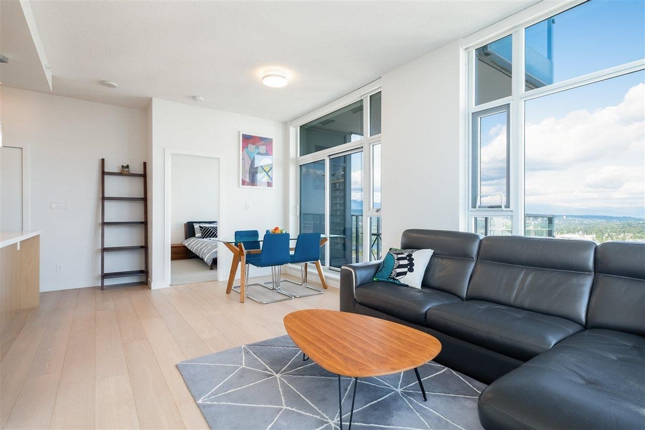 3802-6588 Nelson Ave