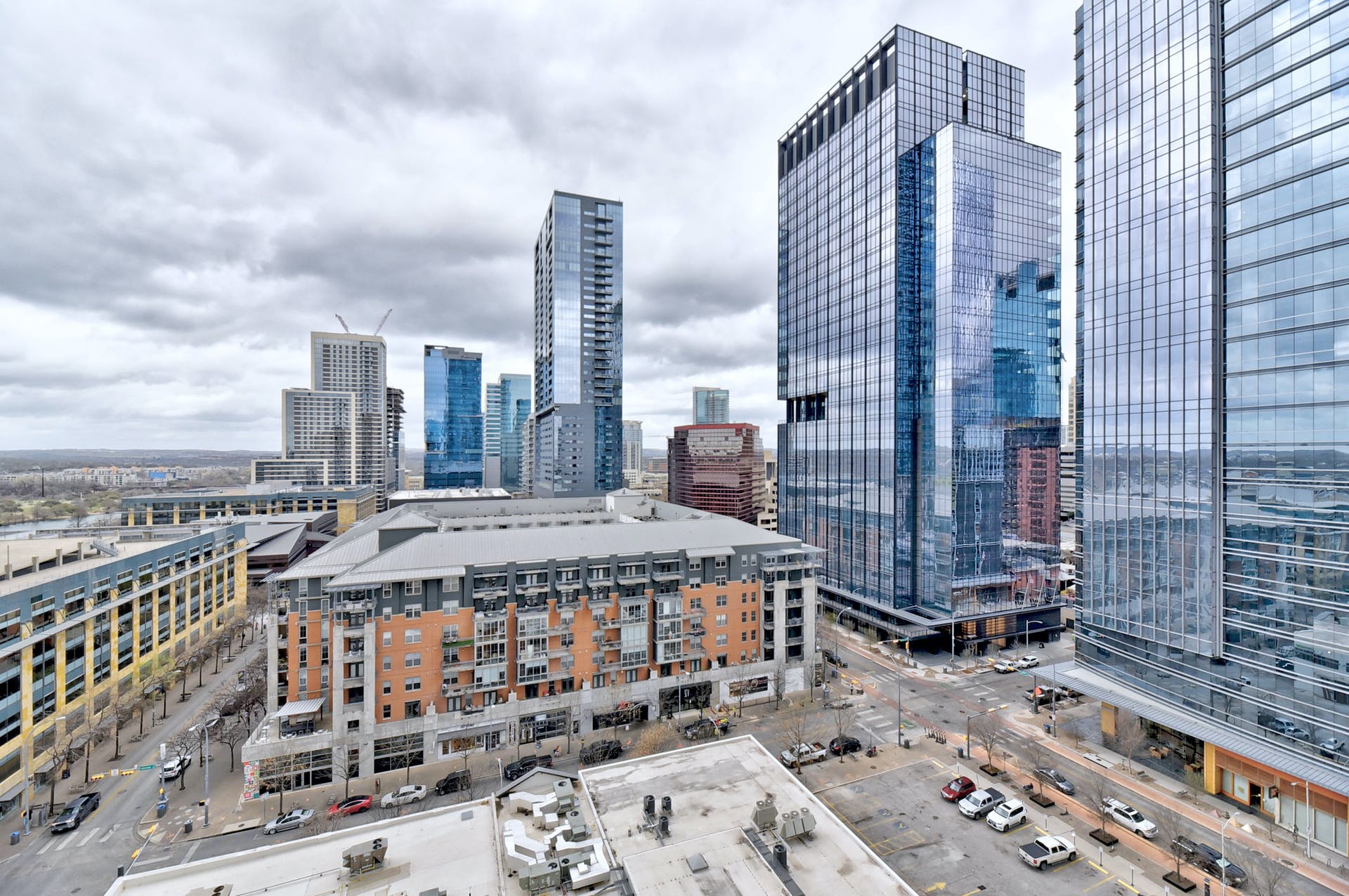 200 Congress Ave #13A
