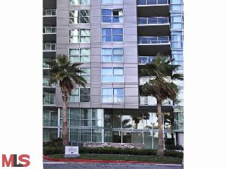 13650 Marina Pointe Dr, #1602