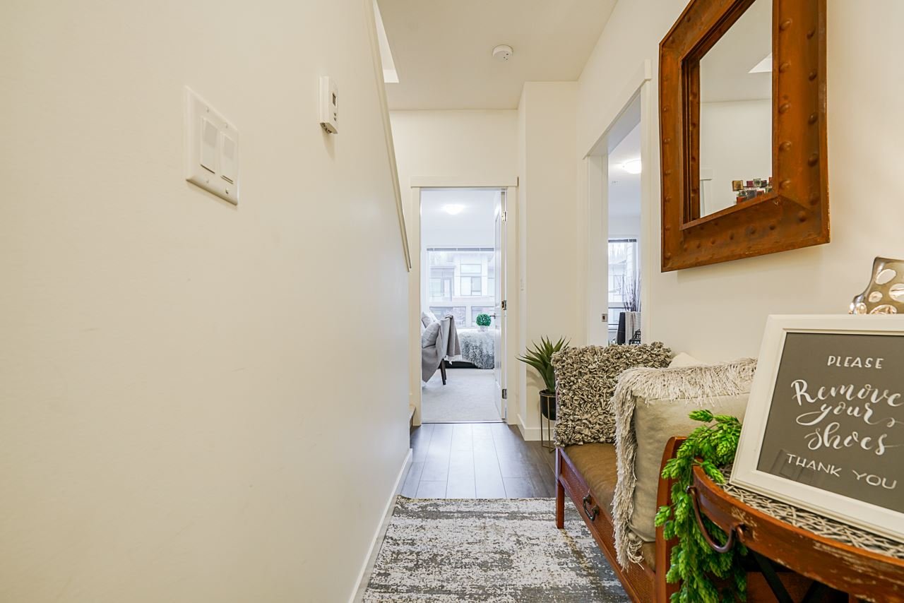 320-3138 Riverwalk Ave