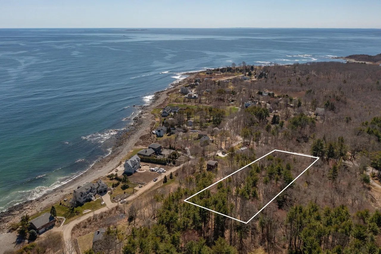 Land for Sale – 52 Goodwin Road, Kittery, ME – $649,000