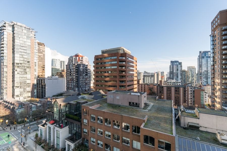 1304-1133 Hornby St