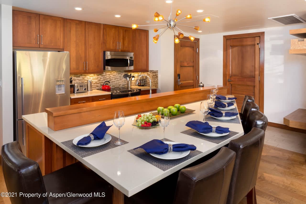 110 Carriage Way #3202