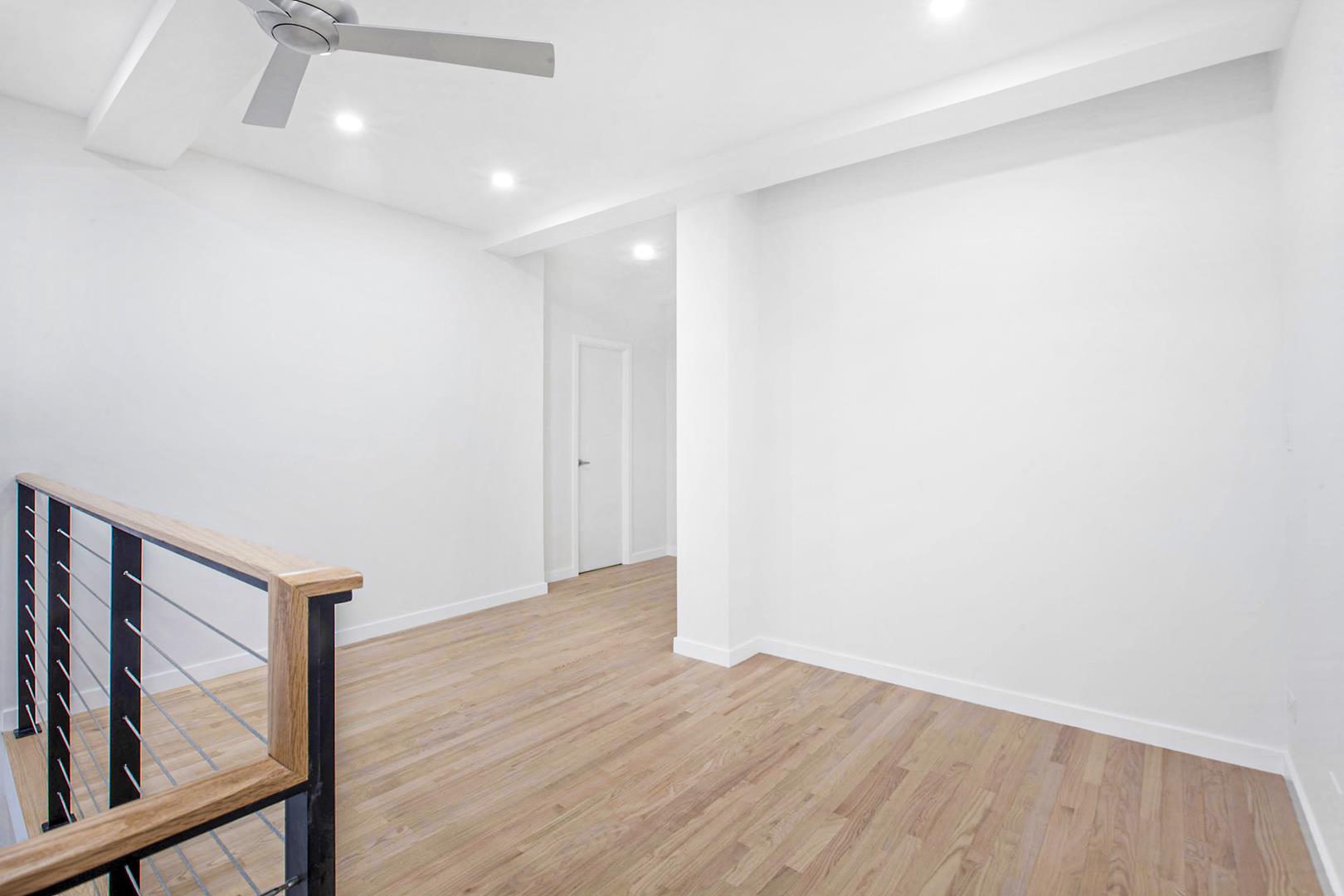 3 Hanover Square, Apt 2B