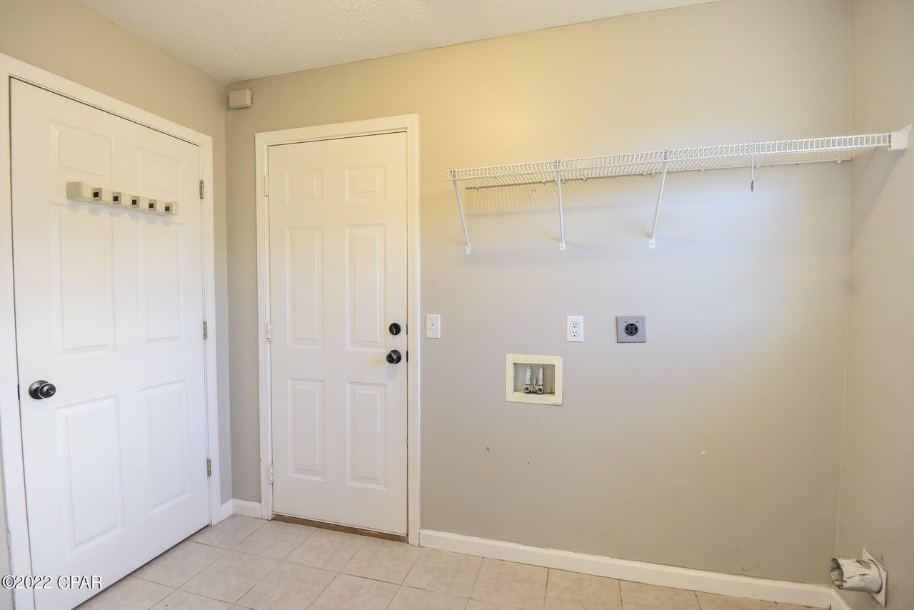 2405 Maple Court