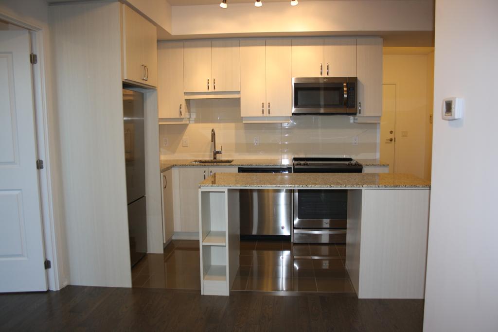 9201 Yonge St Unit: 519