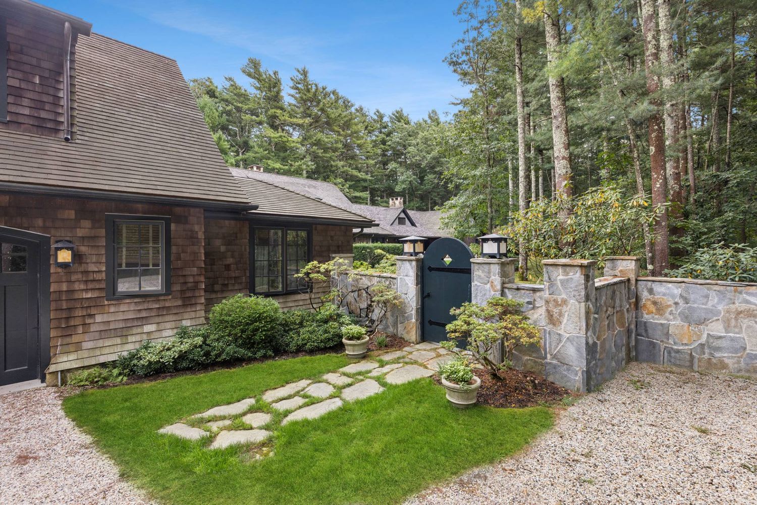 An Arts & Crafts Masterpiece in East Hampton