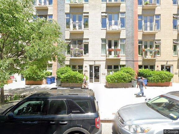 319 Greene Ave Apt: 2A