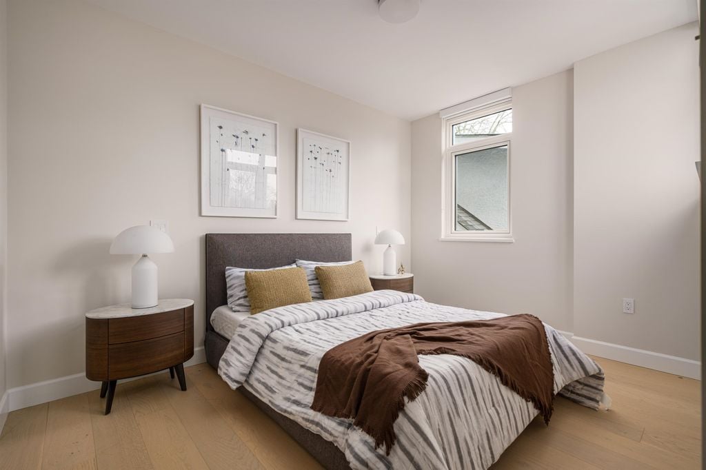 3668 W 10th Avenue 202, Vancouver