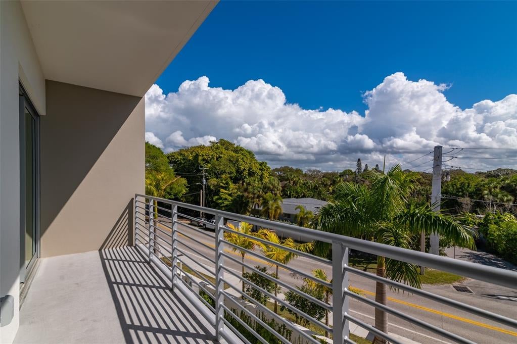 4750 Ocean Blvd, #202