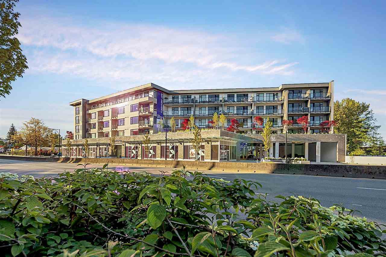 209-725 Marine Dr