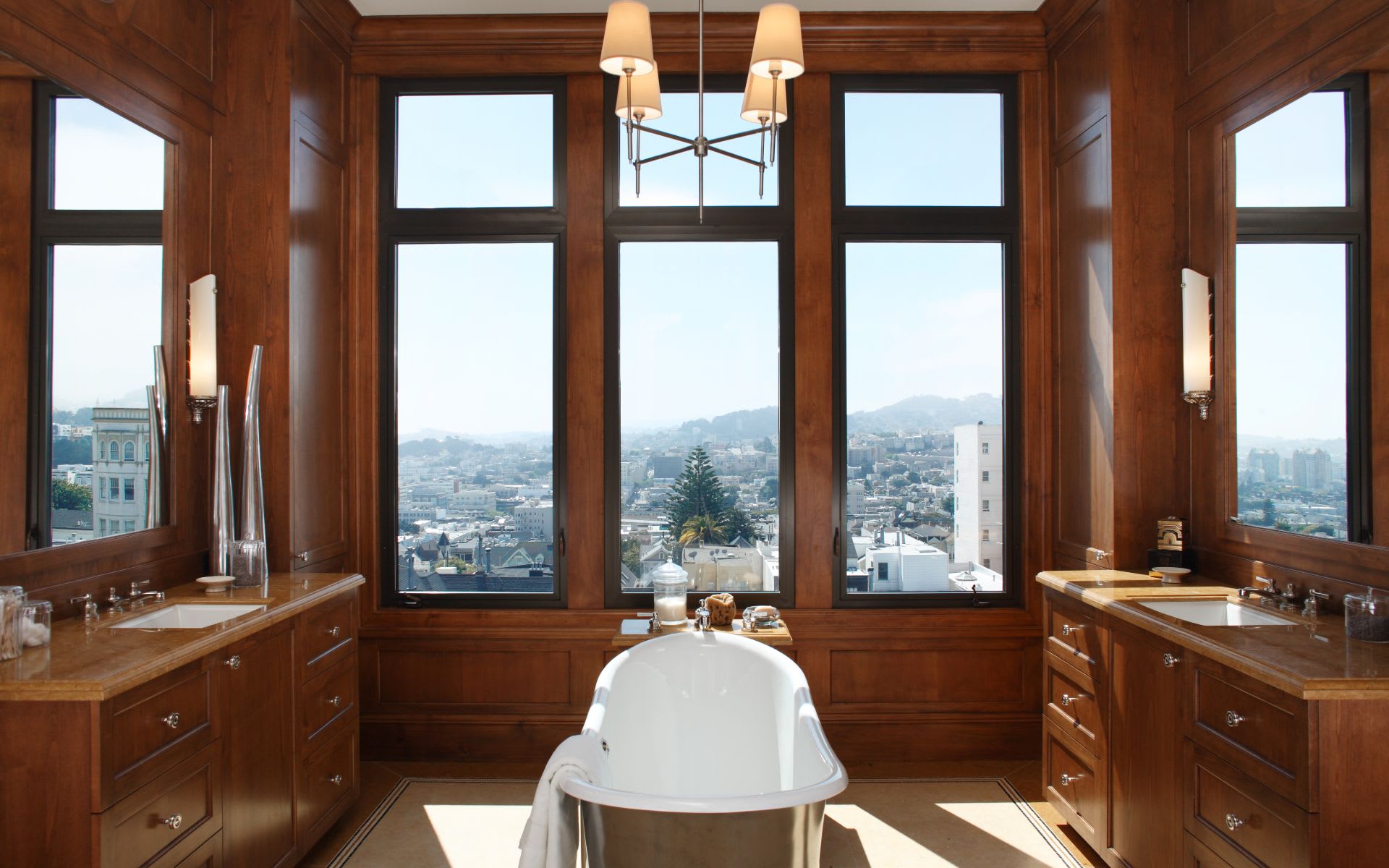 Iconic Views at 181 Fremont