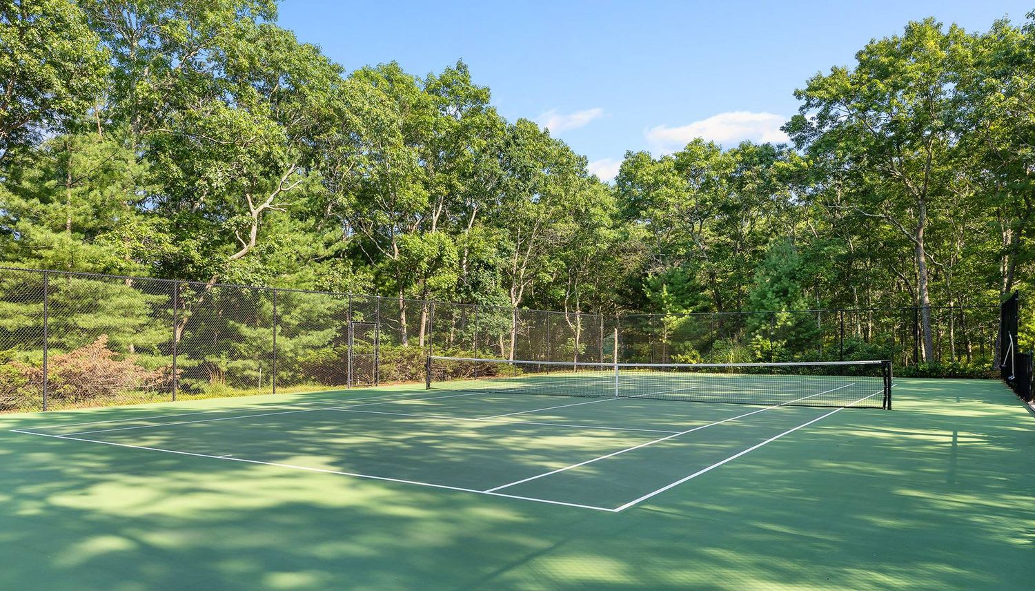 A Breathtaking Contemporary Sanctuary on 7 Acres, With Tennis