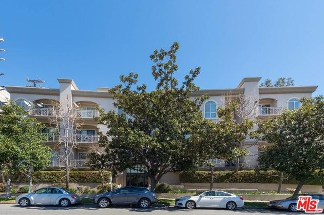 Is Condo Life Right for You? 2 Questions to Ask Yourself