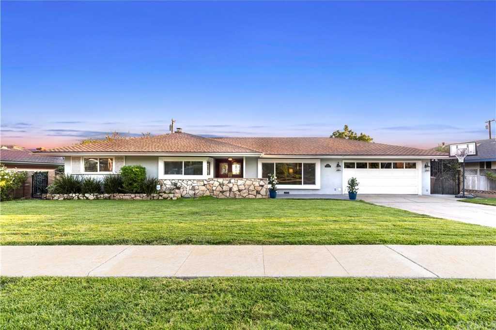 912 Melody Lane