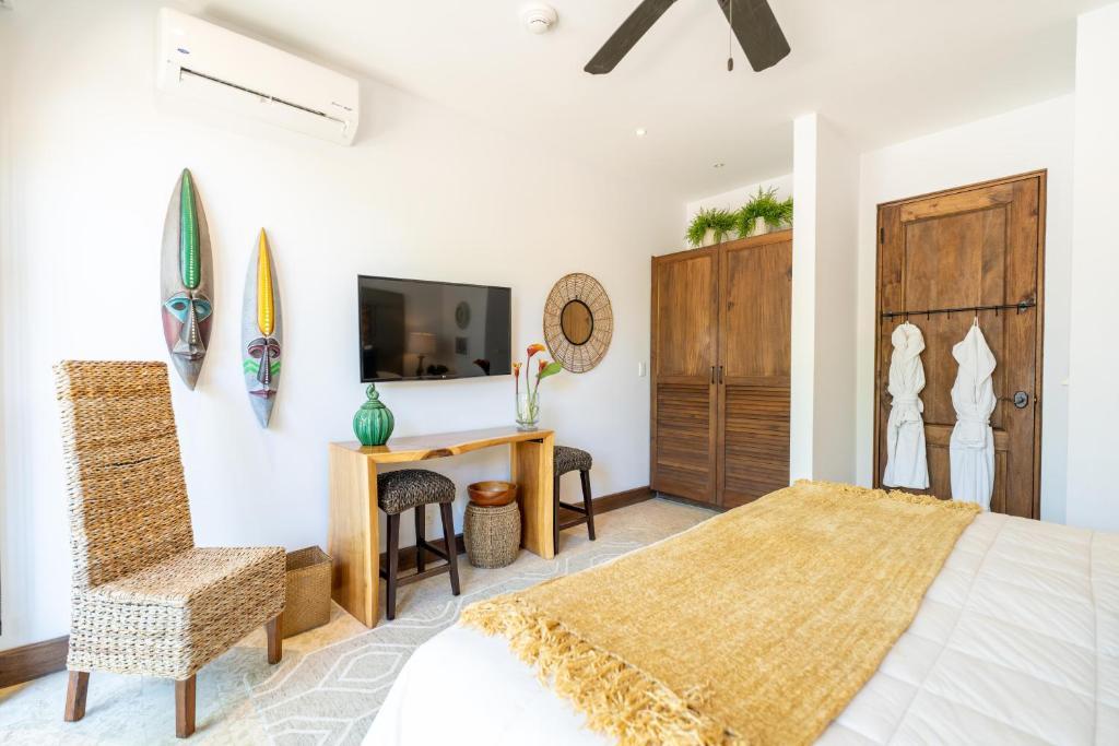 Plaza Flat with Splash Pool, Flamingo, Guanacaste