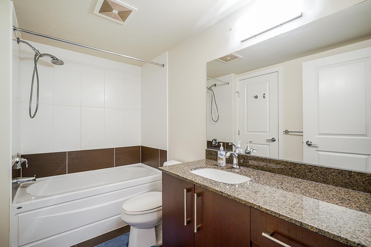 308-15735 Croydon Dr