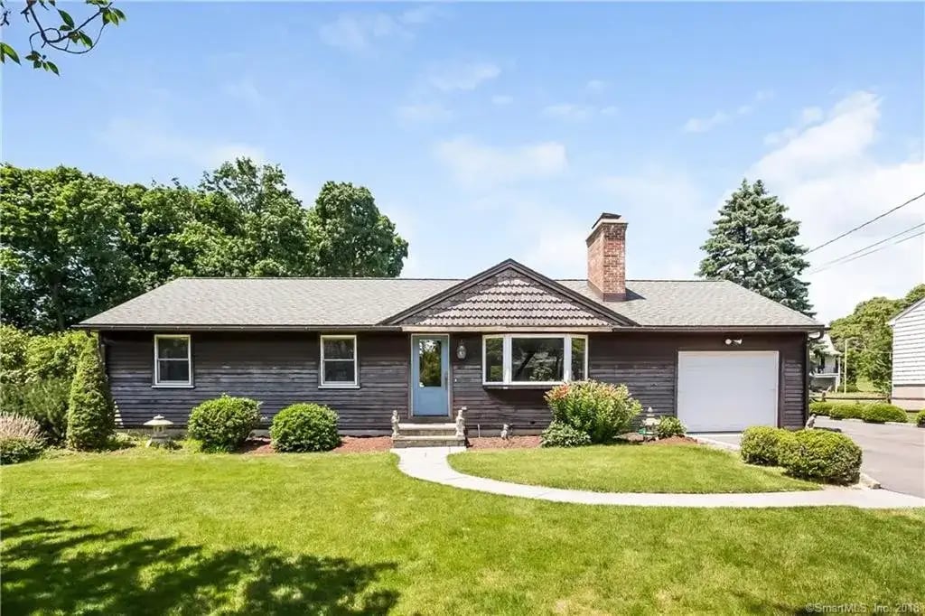 9 Eugene Dr