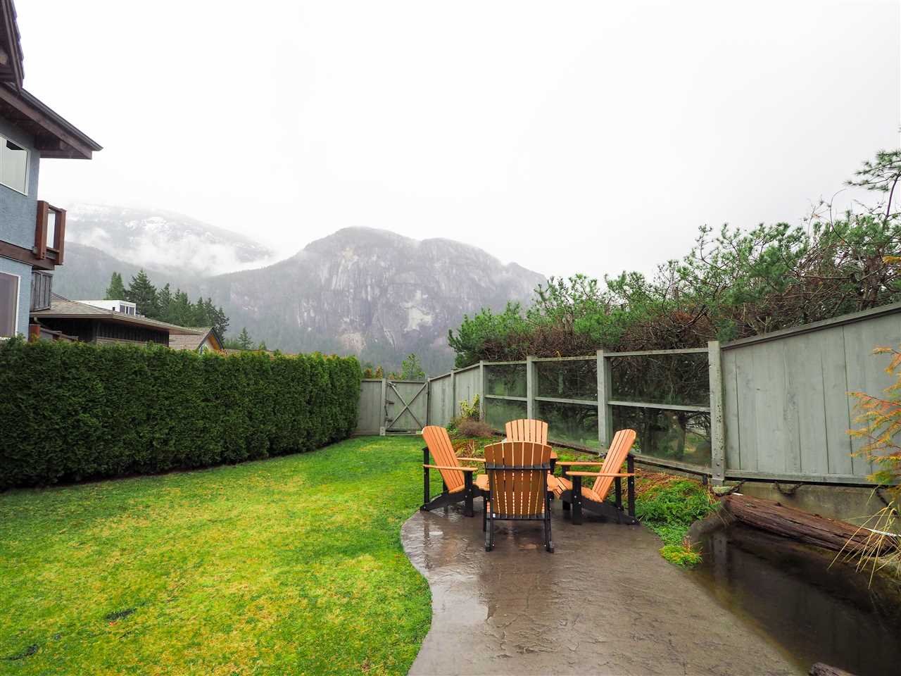1005 Panorama Pl