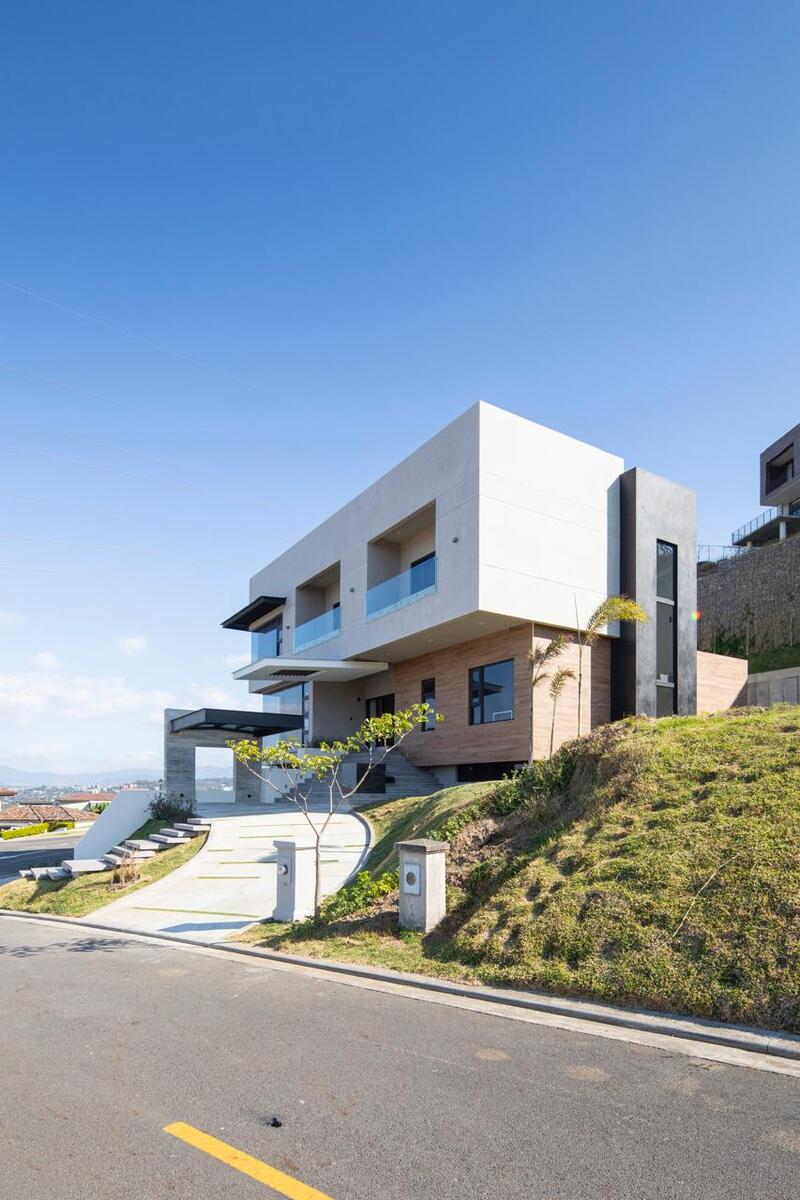 Modern Luxury Estate, Escazu, San Jose