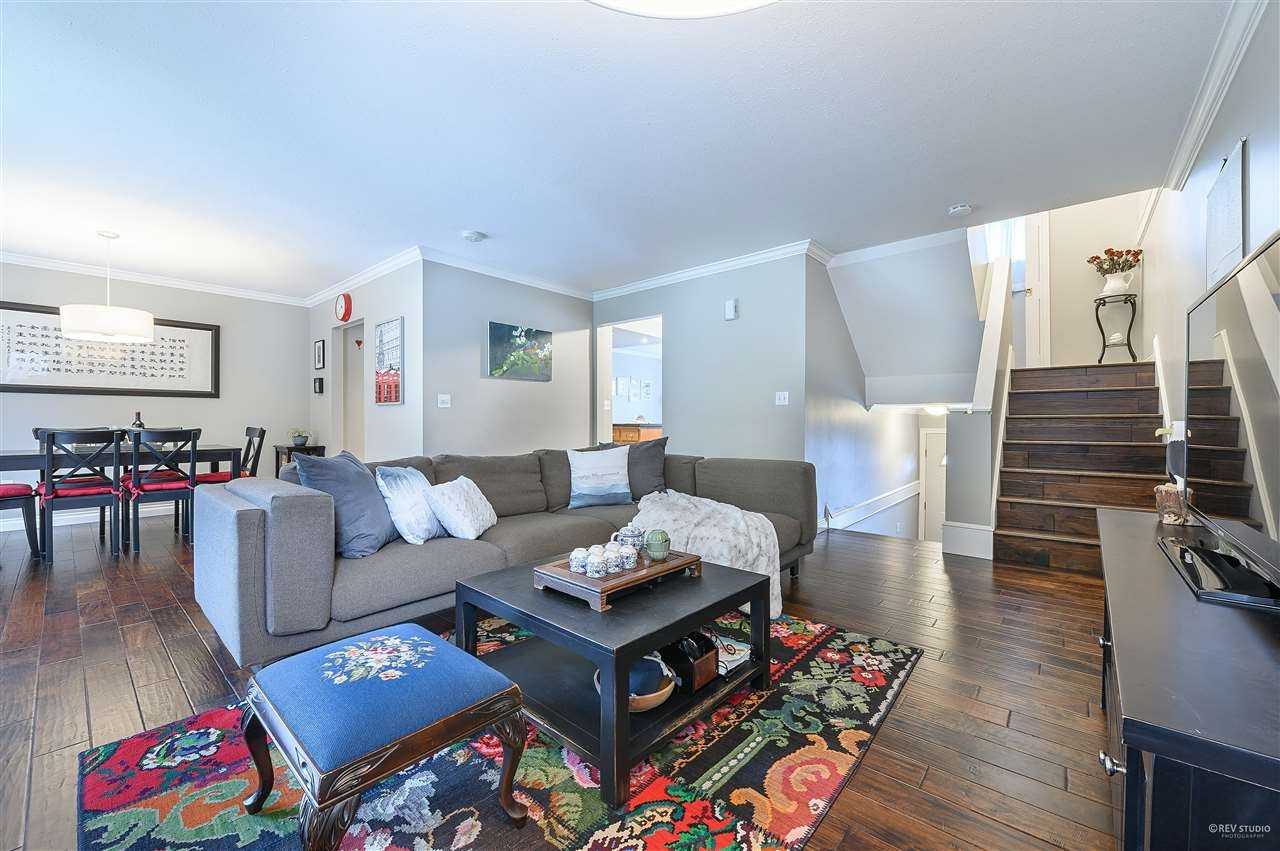 205-1180 Falcon Dr