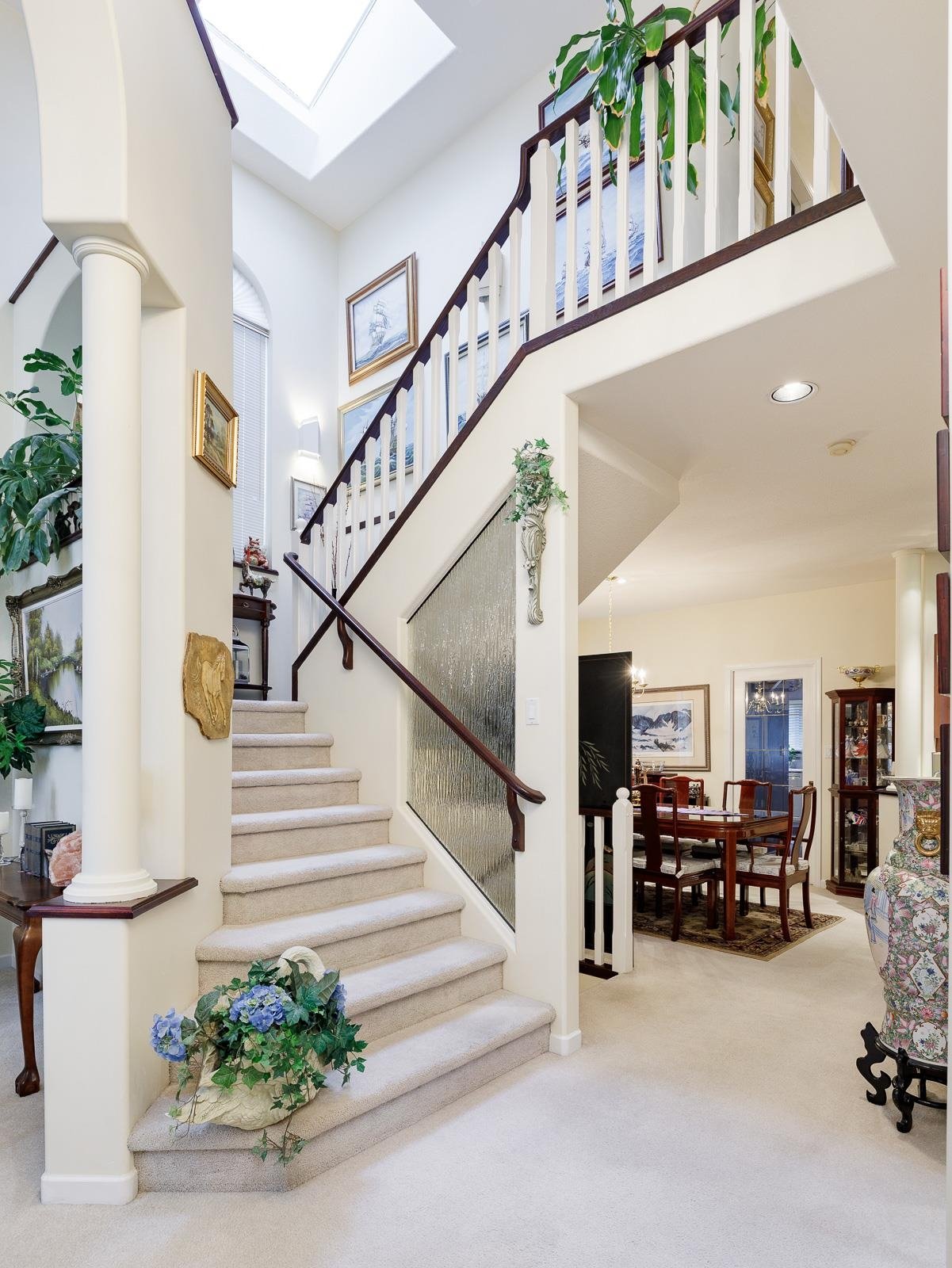 2927 Pinetree Close