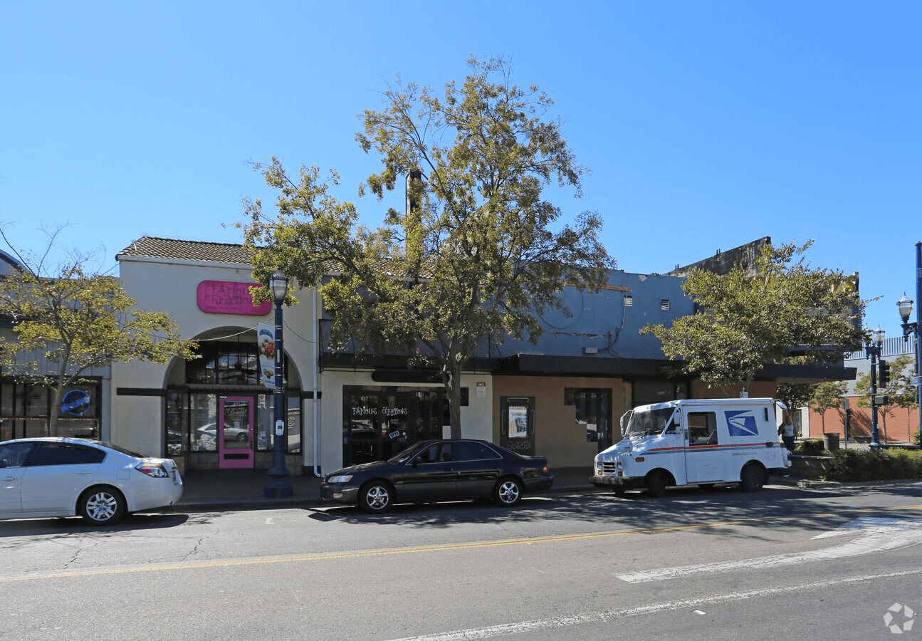 835-837 & 849 Texas St