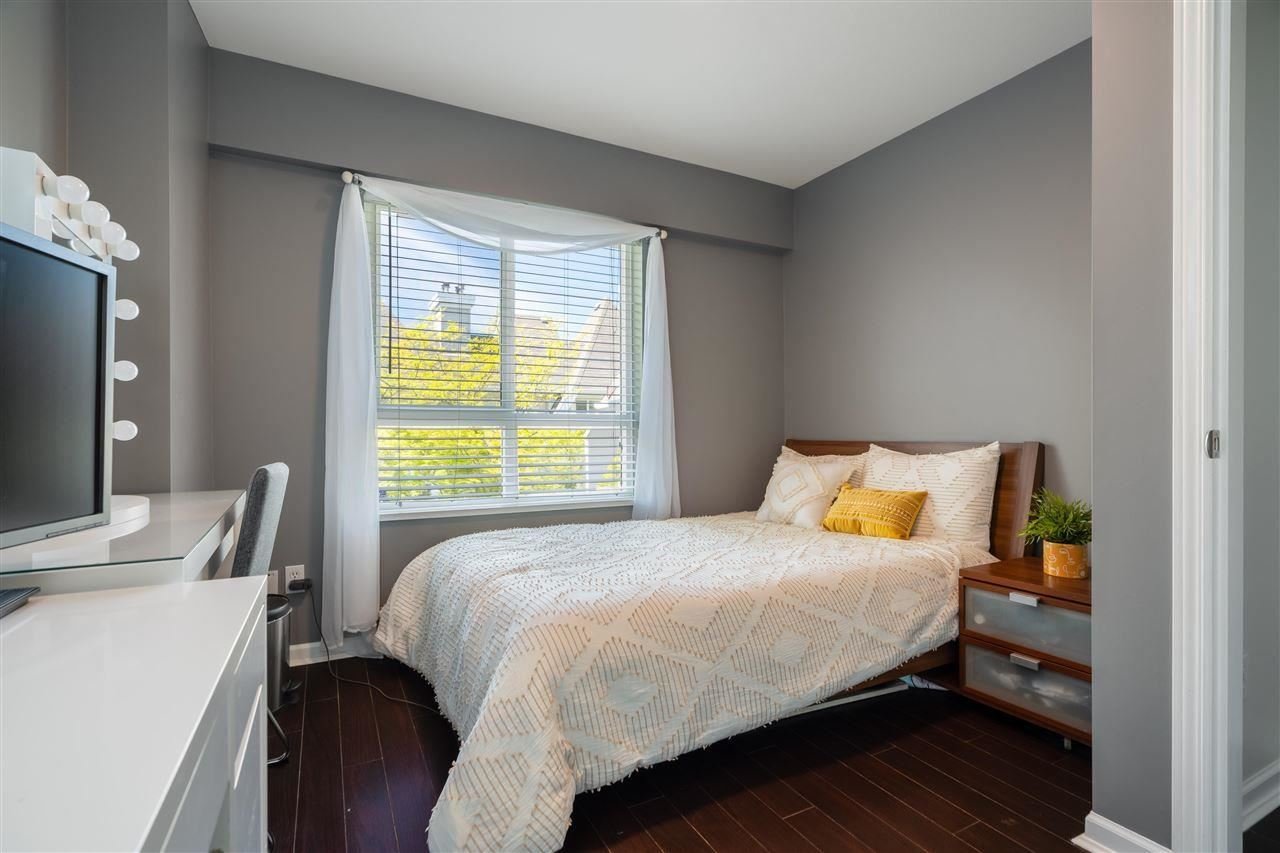 104-6588 Southoaks Cres
