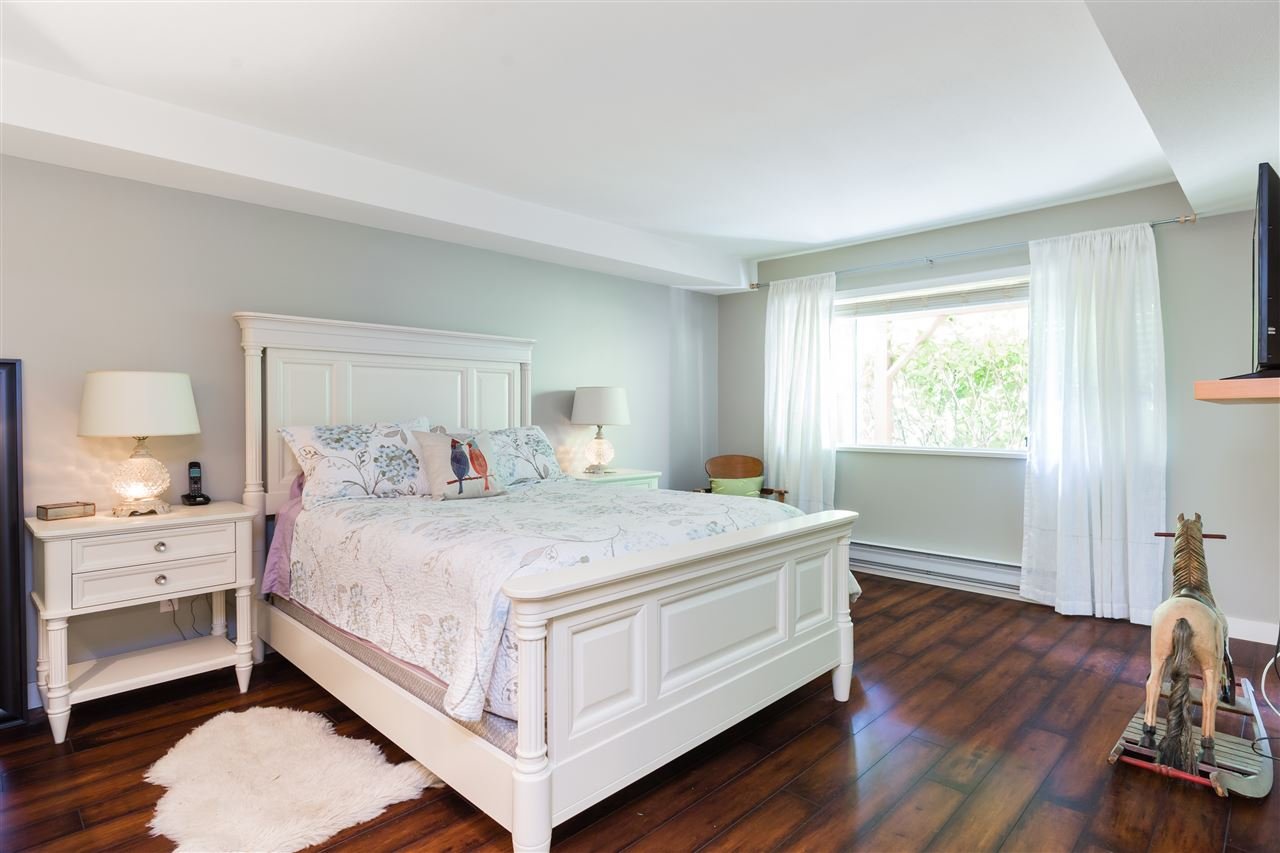 22-103 Parkside Dr