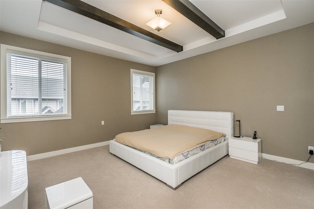 32-15977 26 Ave