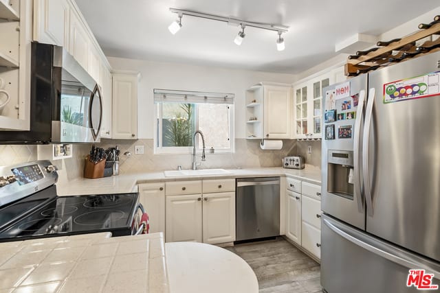 1337 Berkeley St, #4