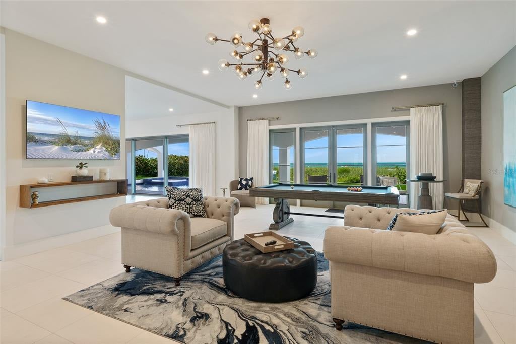 100 Beach Ave, Anna Maria