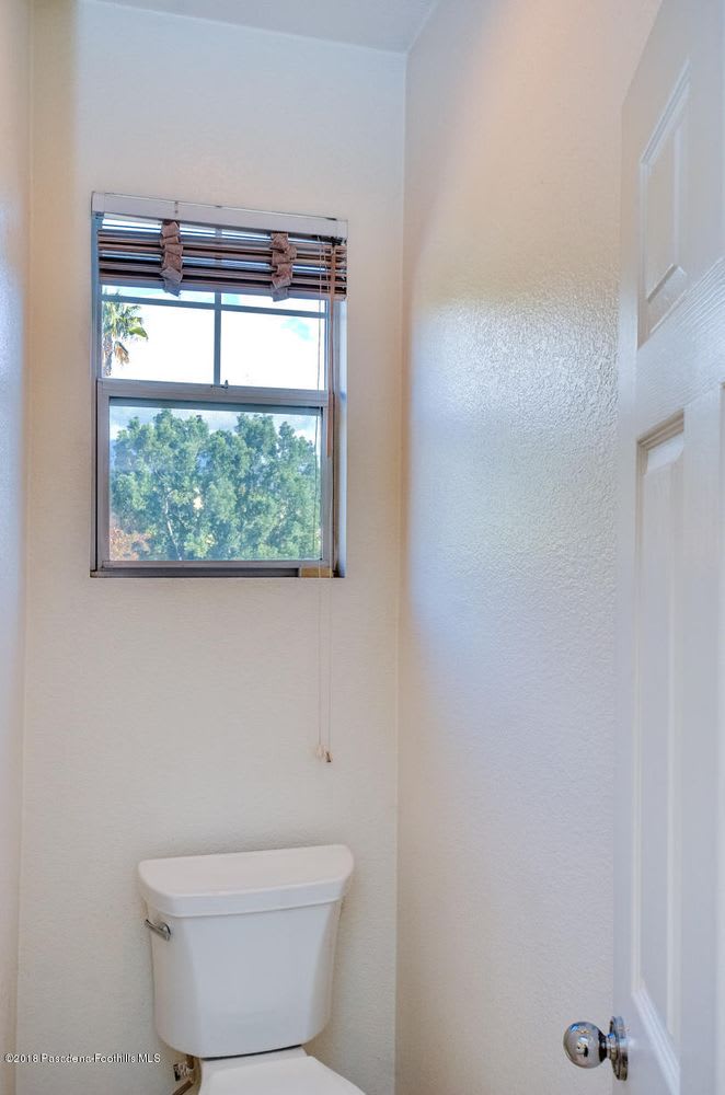1097 Rosewalk Way