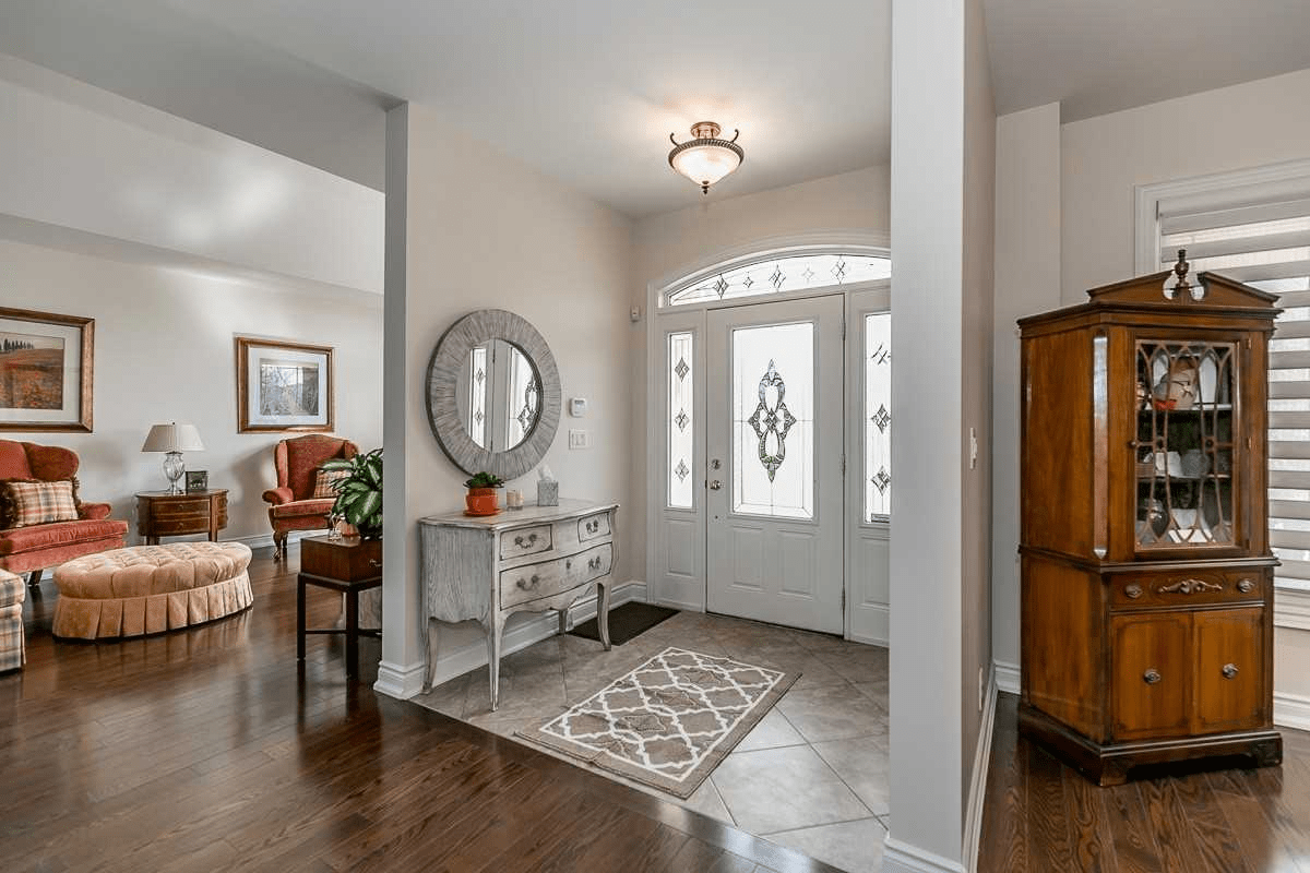 159 Ivy Jay Cres N