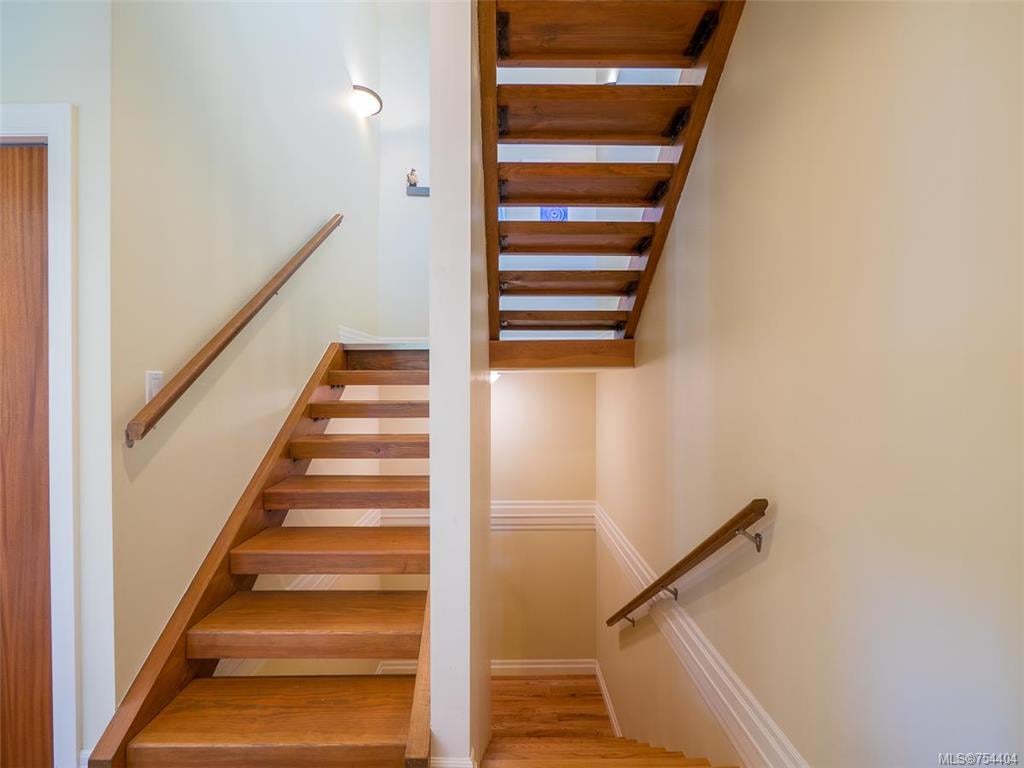 1-1827 Fairfield Rd