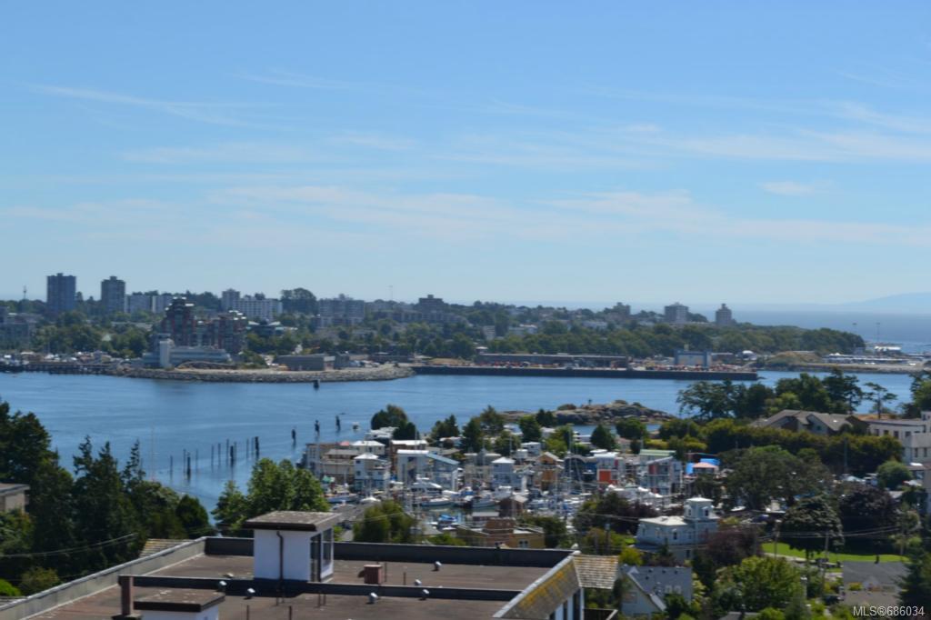 501-924 Esquimalt Rd