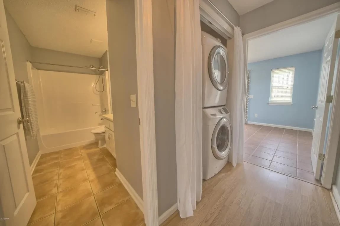 3917 OCEAN VIEW Drive