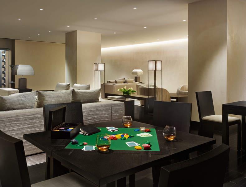 20 Pine Street, Apt 909