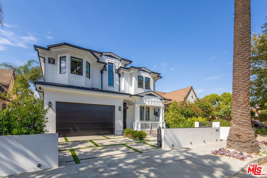 Oasis Sapphire