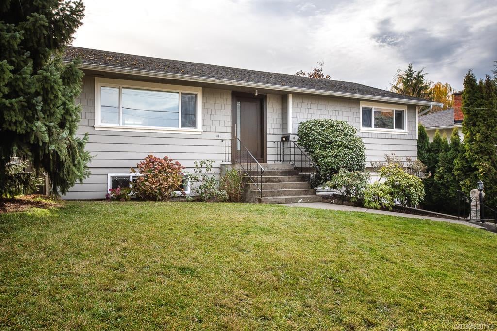 1751 Christmas Ave