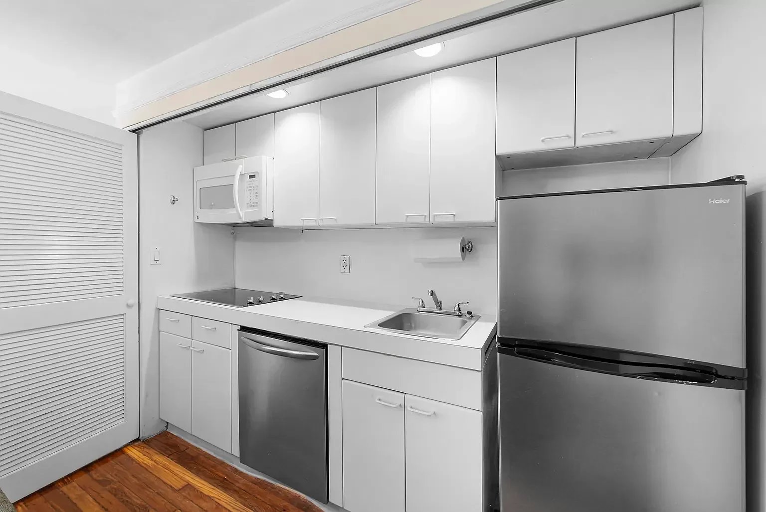 45 Tudor City Pl, #414