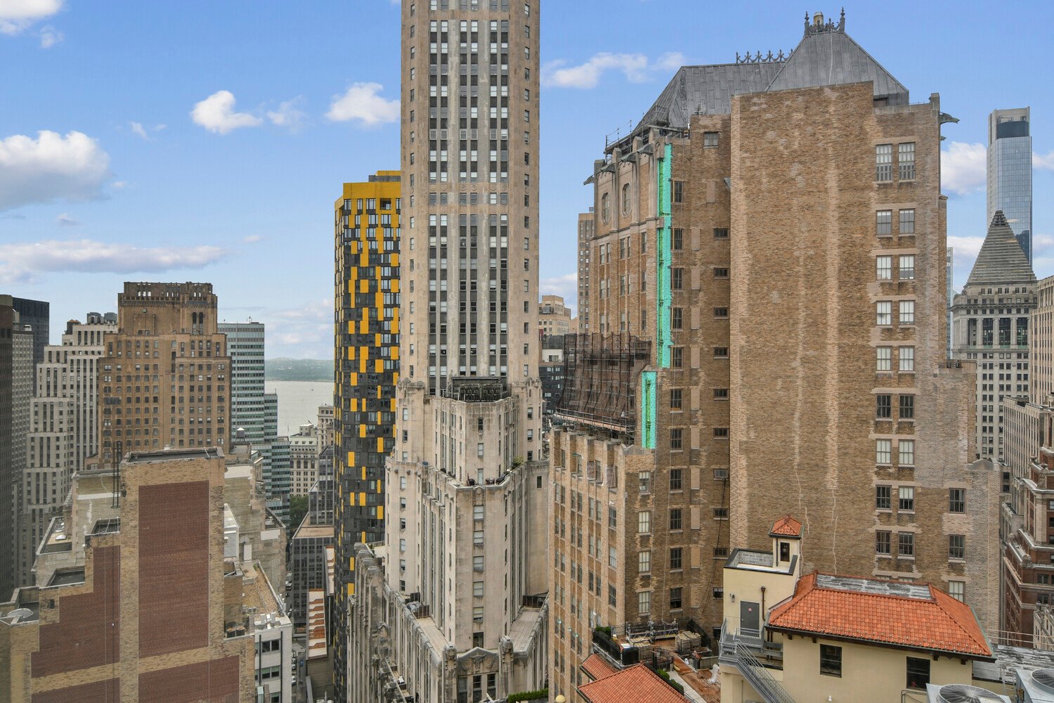 75 Wall Street, Apt 34K