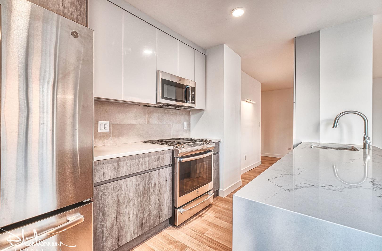 2 South End Avenue, Apt 5-P